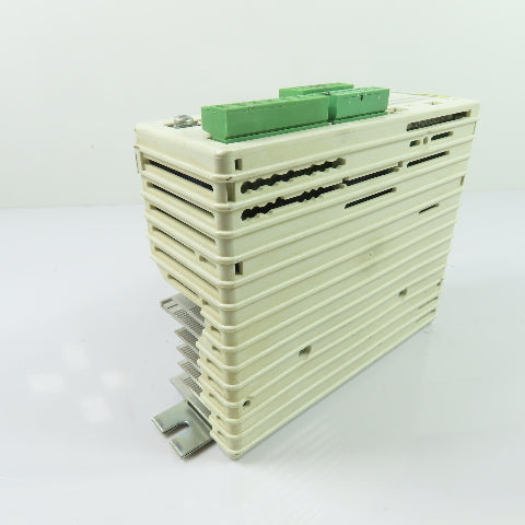 Lenze 33.8201_E Frequency Inverter Drive 220/240V 5A Input 2.6A Output