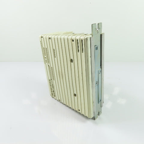 Lenze 33.8201_E Frequency Inverter Drive 220/240V 5A Input 2.6A Output