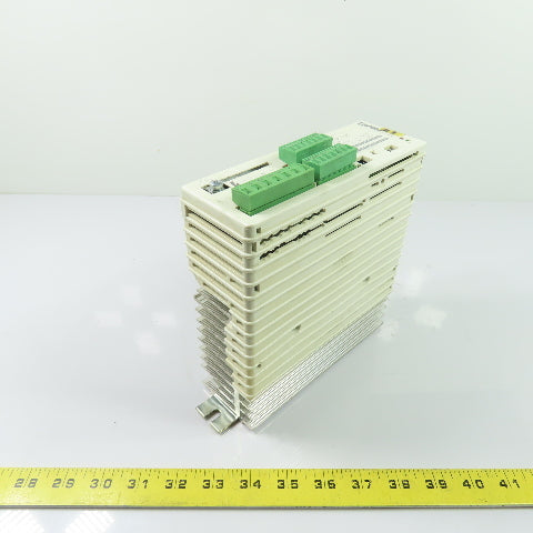 Lenze 33.8202_E Frequency Inverter Drive E220/240V 9A 50/60Hz