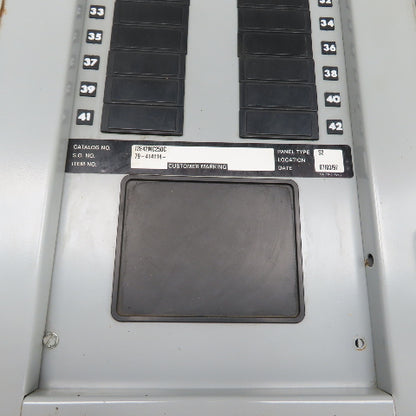 Siemens I2E42MC250C 250A Max 480V Panelboard Panel 125A Main Breaker 42-Circuit