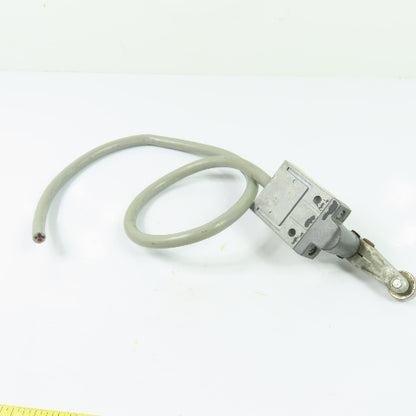 Omron D4C-1620 Roller Lever Limit Switch 2A 250VAC IP67
