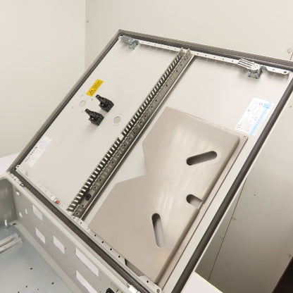 Rittal 1060500 Electrical Enclosure 600mm x 600mm x 210mm W/ Backplate
