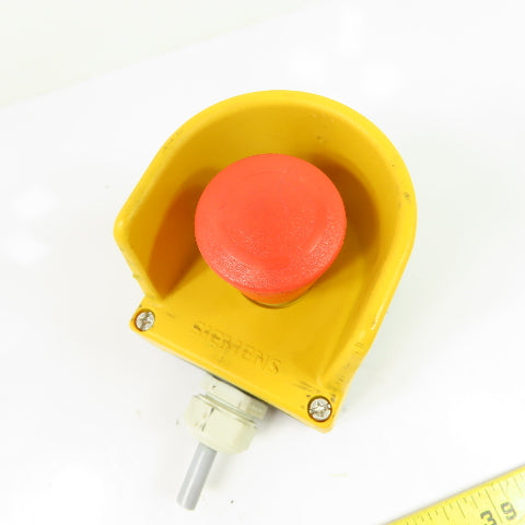 Siemens 3 SB 38 Emergency Stop Pushbutton Station Enclosure