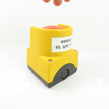 Siemens 3 SB 38 Emergency Stop Pushbutton Station Enclosure