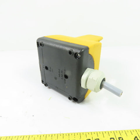 Siemens 3 SB 38 Emergency Stop Pushbutton Station Enclosure