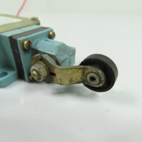Telemecanique XCK-L 380V Rocker Arm Roller Limit Switch