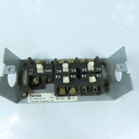 Furnas 50MA3AAA 3-Button Pushbutton Station Enclosure STOP OFF OFF 600V