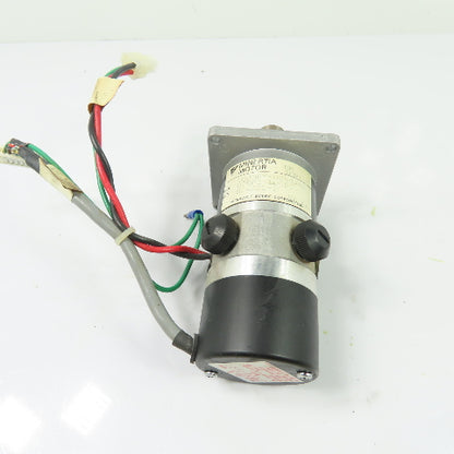 Yaskawa UTOPI-100SC UGRMEM-02SA2XE Minertia RM Servo Motor W/ Encoder