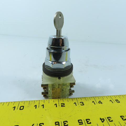 Square D 9001KS11K2 Key Operated Selector Switch 2 Position Maintained E-10 Key