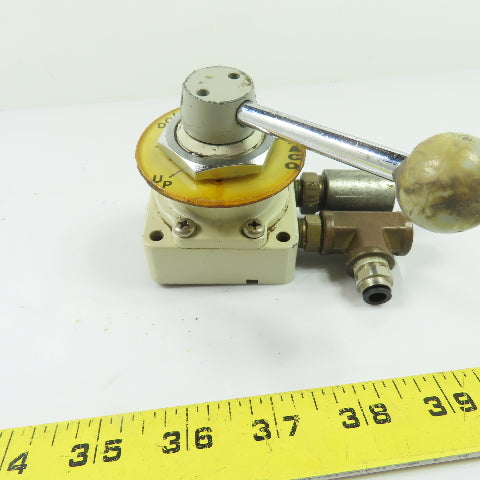 Graco N/A 3-Way Pneumatic Directional Control Valve Lever Actuated Up/Down