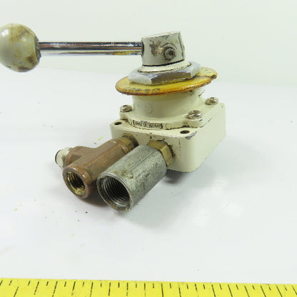Graco N/A 3-Way Pneumatic Directional Control Valve Lever Actuated Up/Down
