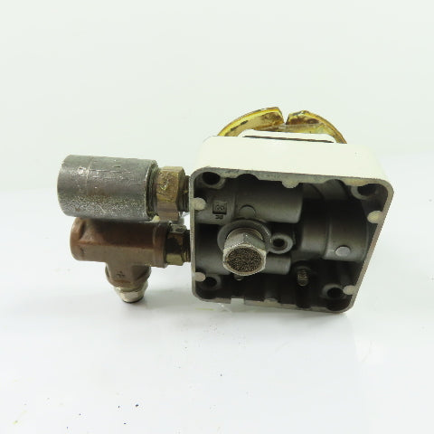 Graco N/A 3-Way Pneumatic Directional Control Valve Lever Actuated Up/Down