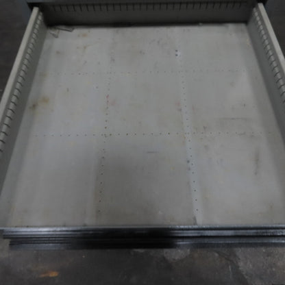 Lyon 8 Drawer Industrial Small Parts Tool Storage Cabinet 28" X 30" X 44-1/2"