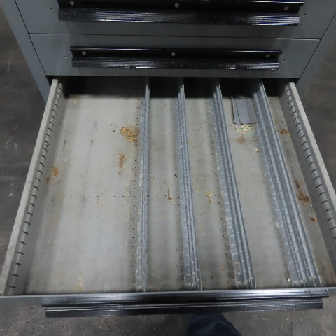 Lyon 8 Drawer Industrial Small Parts Tool Storage Cabinet 28" X 30" X 44-1/2"