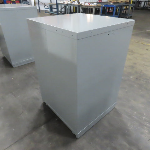 Lyon 8 Drawer Industrial Small Parts Tool Storage Cabinet 28" X 30" X 44-1/2"