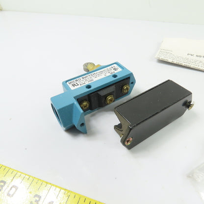 Honeywell BZE6-2RQ8 Micro Switch Roller Plunger Limit Switch 600VAC NEW