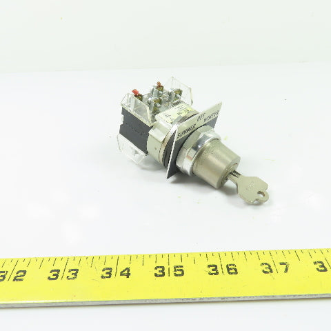 Allen-Bradley 800T-J44Q1 Key Operated Selector Switch NEMA 4 13 Series T