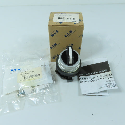 Eaton HT8JAH3A 2-Position Selector Switch with Grounding Kit