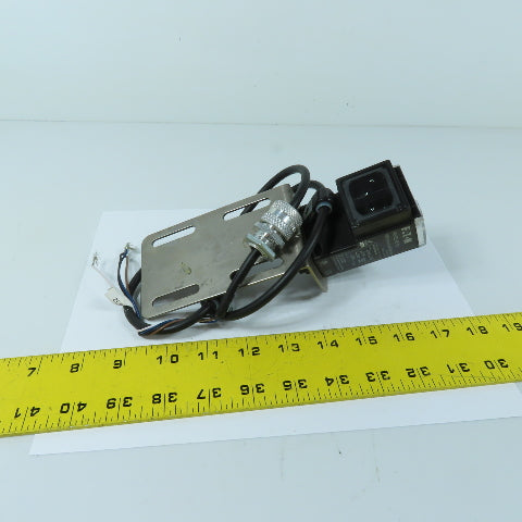 Eaton 1451E-6513 Polarized Reflex Photoelectric Sensor 12-24 AC/DC
