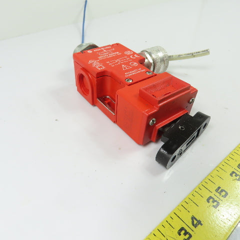 Allen-Bradley EN/IEC-60947-5-1 Guardmaster Trojan 5 Safety Switch IP67