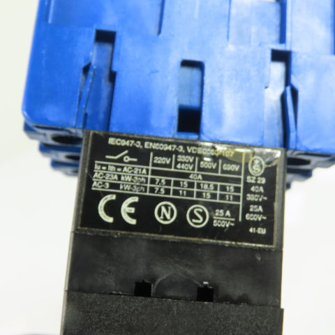 Kraus & Naimer KG 41 40A 600V 3 Pole Rotary Disconnect Switch