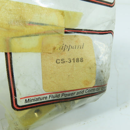 Clippard CS-1388 MAVO-2 Pneumatic Push Button Valve #10-32 NC 2-Way