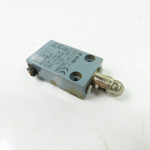 Pizzato NFC 63-140 Limit Switch Roller 500V 400VAC 3A IP67