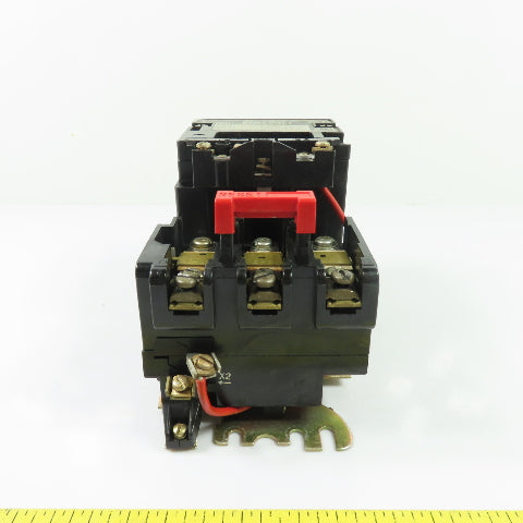 Square D 8536 NEMA Size 1 3Ph Magnetic Motor Starter 600V Max 3-Pole