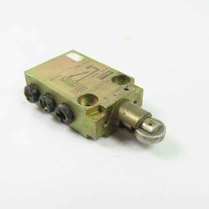 Parker PXC-M60 Pneumatic Air Roller Limit Switch 8bar