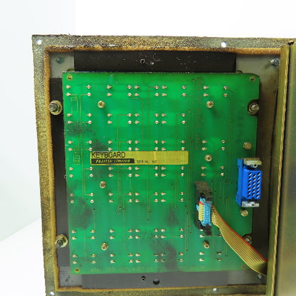 Fanuc TR-9DKYC A61L-0001-0086 CNC CRT Monitor Display Unit with Keyboard Panel