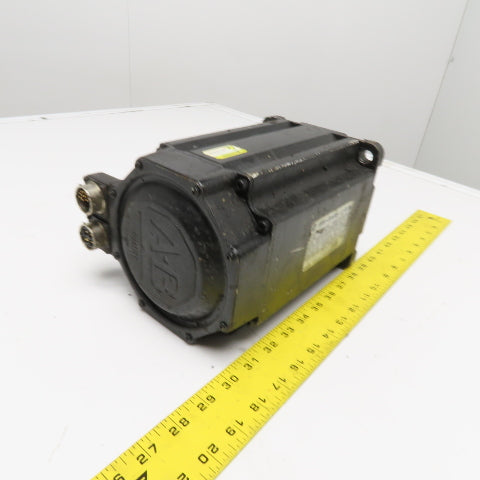 Allen-Bradley MPL-B540K-SJ22AA Inverter Duty AC Servo Motor 460V 4000RPM MAX