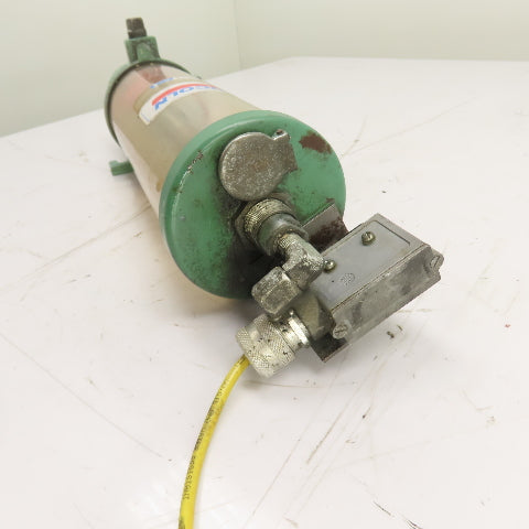 Lincoln 83667 Centro-Matic Fluid Grease Lubricant Ram Pump 20:1 Ratio