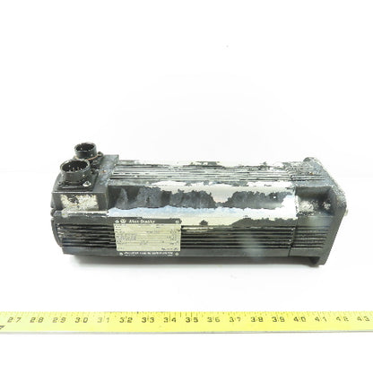 Allen-Bradley 155275 1326AB-B430E-21 1.5kW AC Servo Motor 460V 3Ph 3200RPM