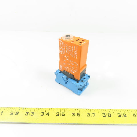 Syrelec OAR2U 110V Delay-On-Make Timer Relay DPDT 10A 240VAC Out w/ Socket Base
