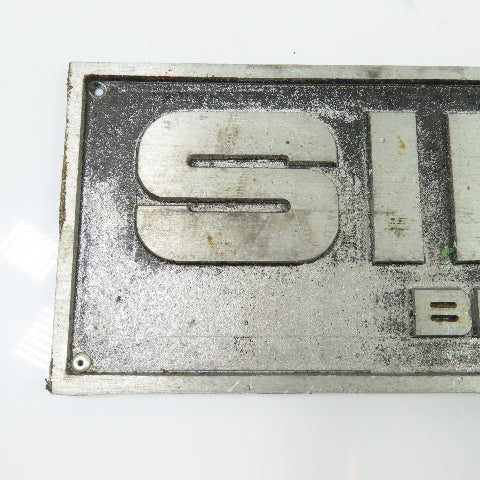 SINICO Cast Aluminum Machine Builder Nameplate Sign 15-1/2" x 4-1/4"