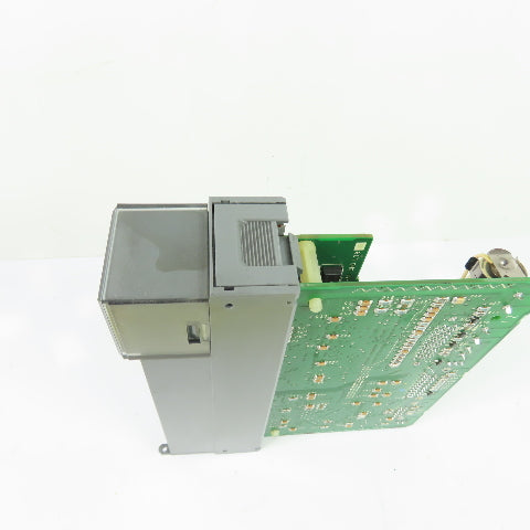Allen-Bradley 1747-L531 SLC 500 SLC 5/03 Processor Unit Ser E Rev 8 W/1747-OS302