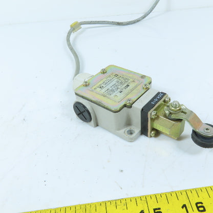 Telemecanique ZCK-D15 XCK-M Roller Lever Limit Switch 380VAC
