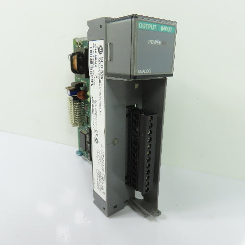 Allen-Bradley 1746-NIO4V SLC 500 Analog Combination I/O Module Ser A