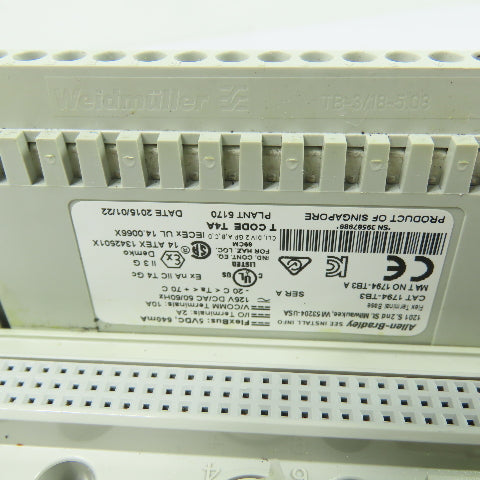 Allen-Bradley 1794-OB8EP Flex I/O 8-Point 24VDC Output Module Ser A W/ Base