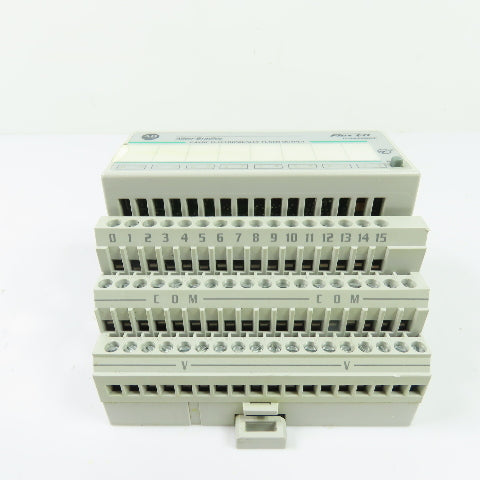 Allen-Bradley 1794-OB8EP Flex I/O 8-Point 24VDC Output Module Ser A W/ Base