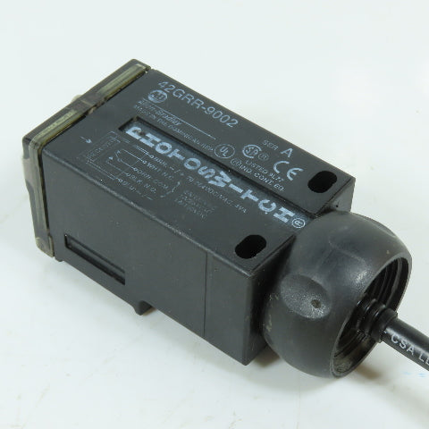 Allen-Bradley 42GRR-9002 Photoelectric Sensor Receiver 70-264V AC/DC