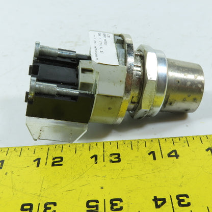Allen-Bradley 800T-H31D1 2-Position Keyed Selector Switch Operator No Key