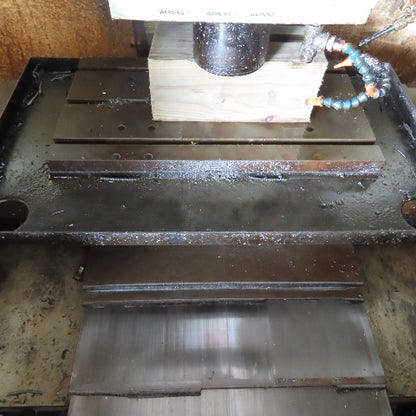 Haas VF-1 3 Axis Vertical Machining Center 20 Tool Turret 208-230V 3Ph 15HP