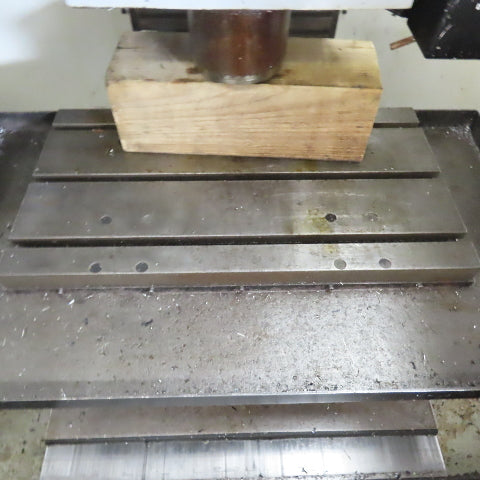 Haas VF-1 3 Axis Vertical Machining Center 20 Tool Turret 208-230V 3Ph 15HP