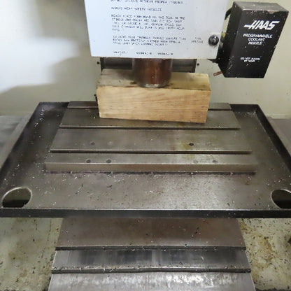 Haas VF-1 3 Axis Vertical Machining Center 20 Tool Turret 208-230V 3Ph 15HP