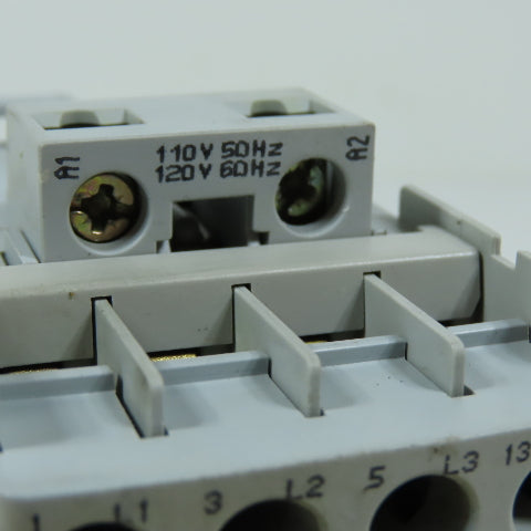 Allen-Bradley 100-C16*10 16A 3-Pole IEC Contactor 600V 110/120V Coil