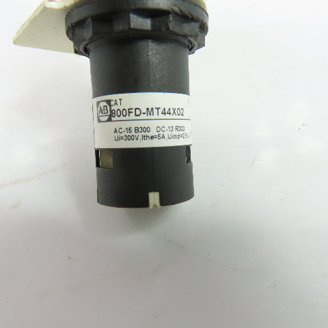 Allen-Bradley 800FD-MT44X02 Twist-to-Release E-Stop Pushbutton Ser A