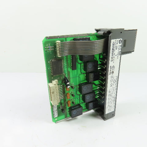 Allen-Bradley 1746-OX8 Ser A SLC 500 Output Module