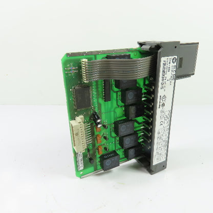 Allen-Bradley 1746-OX8 Ser A SLC 500 Output Module