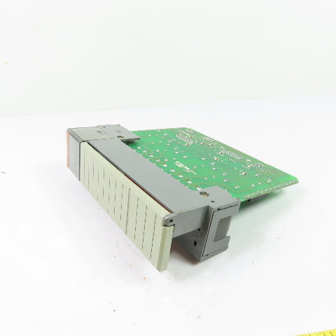 Allen-Bradley 1746-OX8 Ser A SLC 500 Output Module